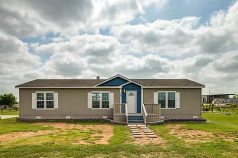 1341 Speedway Dr, Rhome, TX 76078