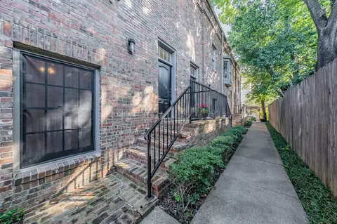 4519 Gilbert Ave #B, Dallas, TX 75219