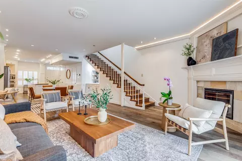7510 W Northwest Hwy #1, Dallas, TX 75225