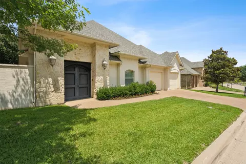1204 Gabriel Ln, Fort Worth, TX 76116