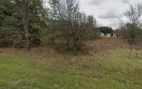 216 Pearl Harbor St, Tool, TX 75751