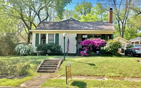 2252 Cleveland St, Paris, TX 75460