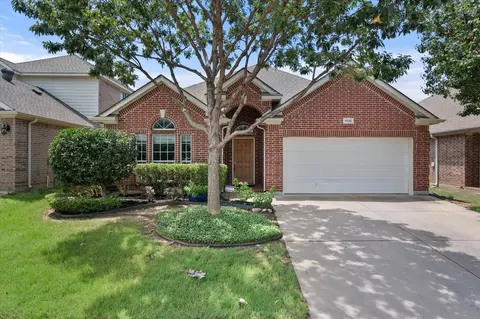 1028 Loblolly Pine Dr, Arlington, TX 76012