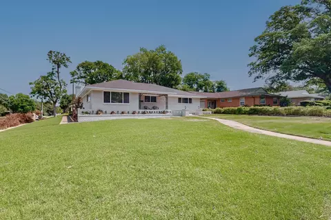 816 Dumont Dr, Richardson, TX 75080