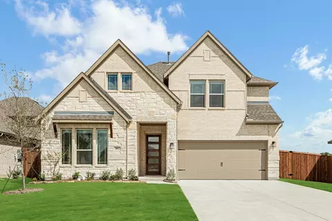 905 Bluebird Sky Dr, Fort Worth, TX 76177