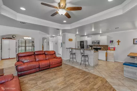 202 Lafield Ln, Benton, LA 71006 photo 4