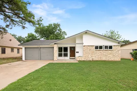4921 Alandale Dr, Forest Hill, TX 76119