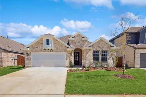 1242 Rothland Ln, Red Oak, TX 75154