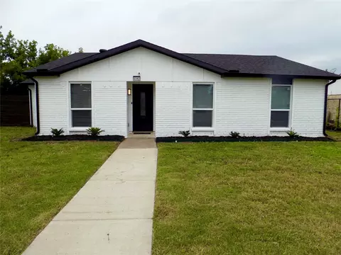 5313 Highgate Ln, Rowlett, TX 75088