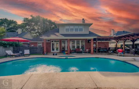 2316 Middle Creek Blvd, Bossier City, LA 71111