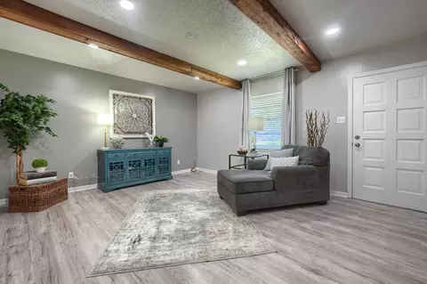 104 Wes Michael Cir, Bonham, TX 75418