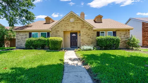 1606 Burgundy St, Garland, TX 75040