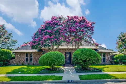 2405 Club Meadow Dr, Garland, TX 75041