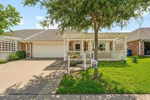 1003 Teresa Ct, Granbury, TX 76048