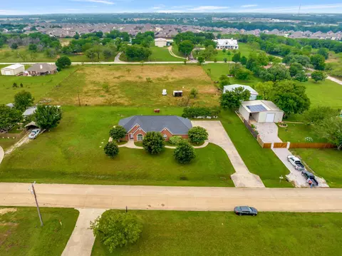 518 12th St, Justin, TX 76247