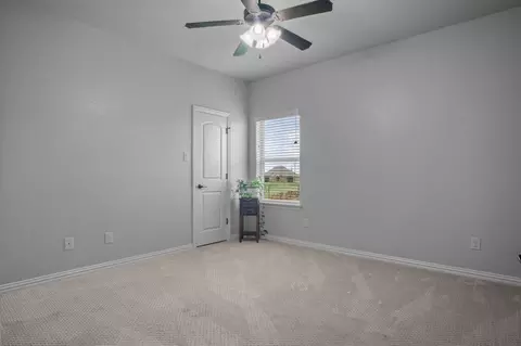 Bedroom - 304 Spring View Ct, Springtown, TX 76082 photo 4 of 4