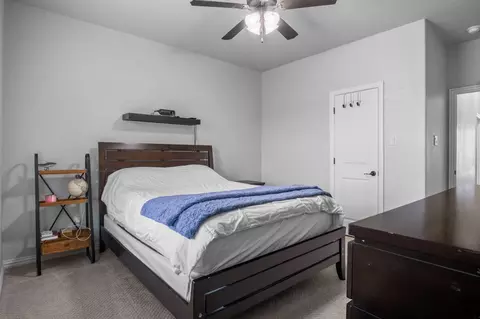 Bedroom - 304 Spring View Ct, Springtown, TX 76082 photo 3 of 4
