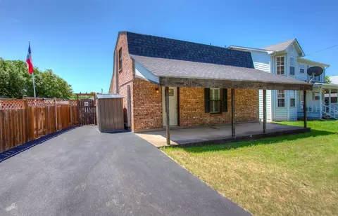 4513 Blue Heron Ct, Granbury, TX 76049