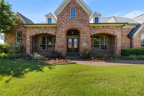 77 Stone Hinge Dr, Fairview, TX 75069