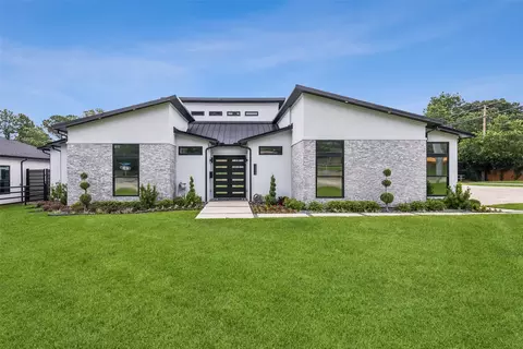 1511 N Fielder Rd, Arlington, TX 76012
