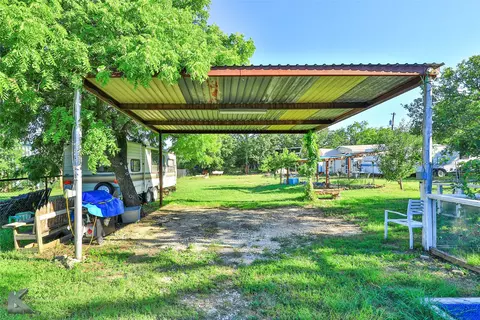 Exterior - 105 Sandy Ln, Clyde, TX 79510 photo 4 of 10