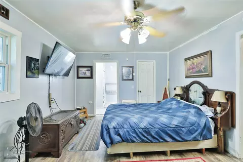 Bedroom - 105 Sandy Ln, Clyde, TX 79510 photo 7 of 8