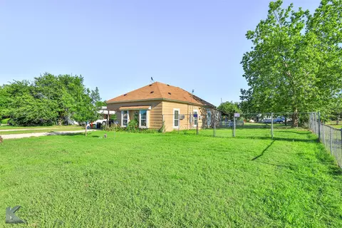 Exterior - 105 Sandy Ln, Clyde, TX 79510 photo 2 of 10