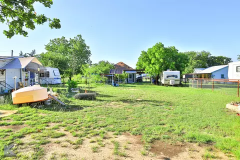 Exterior - 105 Sandy Ln, Clyde, TX 79510 photo 10 of 10