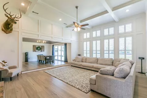 5444 Shallow Creek Dr, Midlothian, TX 76065