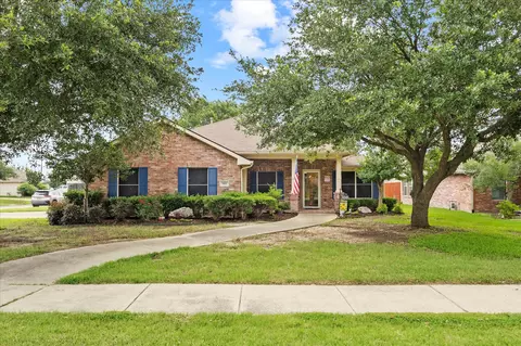 103 Forest Creek Ln, Terrell, TX 75160