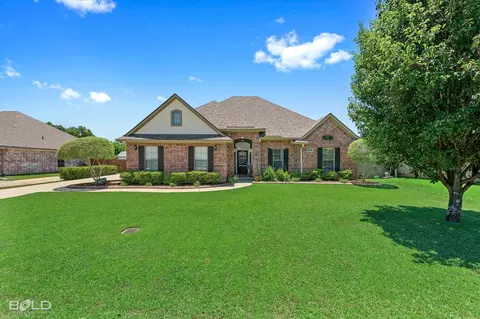 1045 Cressmont St, Bossier City, LA 71111