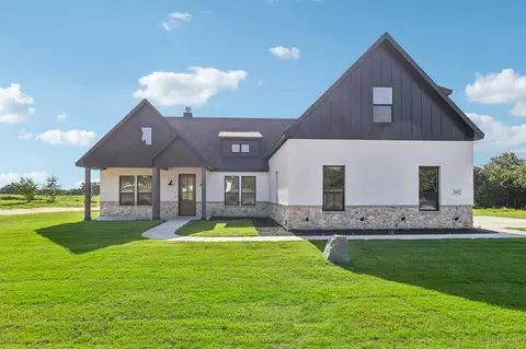 341 Zebrastone Way, Poolville, TX 76487