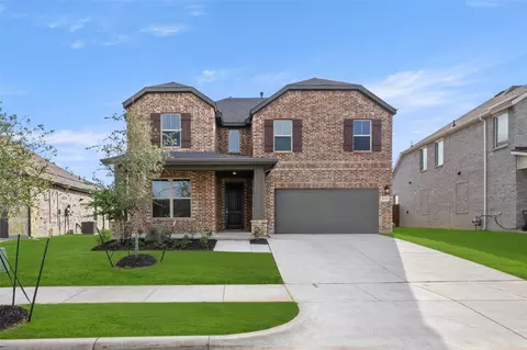 914 Hawthorn Ln, Mansfield, TX 76063