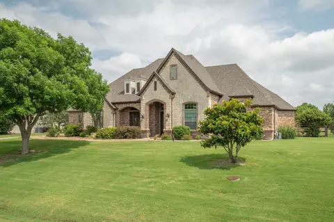 2405 Chipping Campden Rd, Argyle, TX 76226