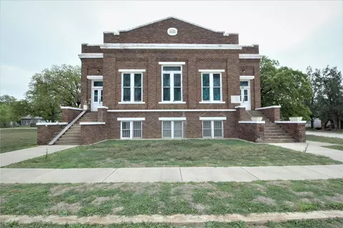 200 N Avenue D Ave, Cross Plains, TX 76443