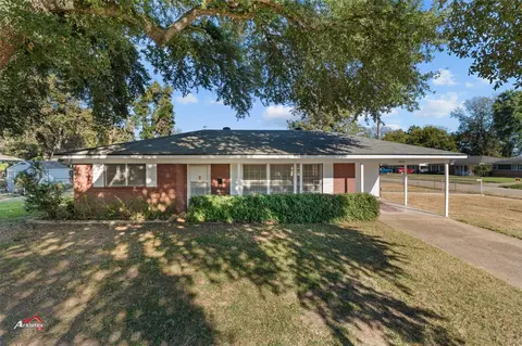 2833 Bolch St, Shreveport, LA 71104