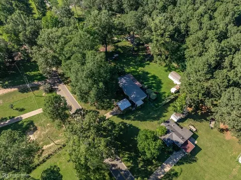 10928 Ferry Lake Rd, Oil City, LA 71061