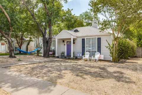 3604 Stadium Dr, Fort Worth, TX 76109