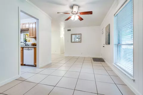 1200 Glenn Dr, Euless, TX 76039 photo 5