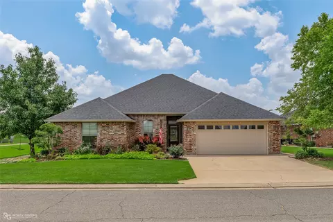 215 Rachel Ln, Bossier City, LA 71111