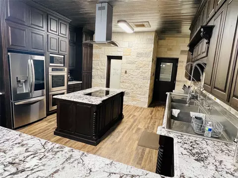 1089 Tennyson Rd, Bronte, TX 76933 photo 6