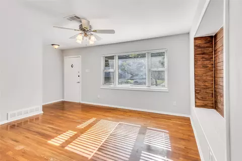 706 Clebud Dr, Euless, TX 76040 photo 6