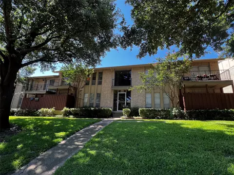 5850 Sandhurst Ln #A, Dallas, TX 75206