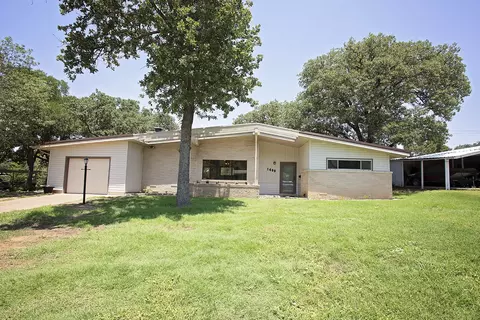 1409 Rolling Hills Dr, Graham, TX 76450