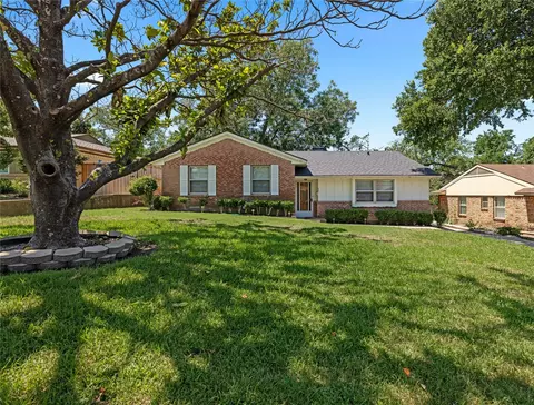 821 Sherwood Dr, Richardson, TX 75080