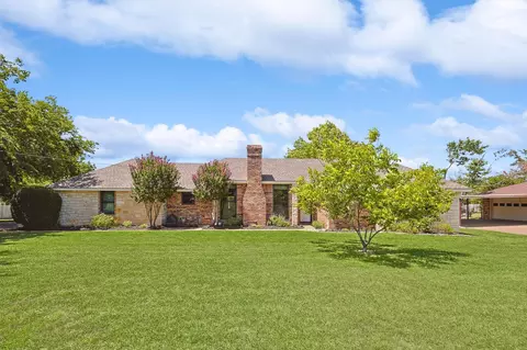 801 Panorama, Waxahachie, TX 75165