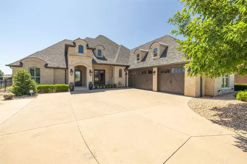 1016 Sunset Bay Ct, Granbury, TX 76048
