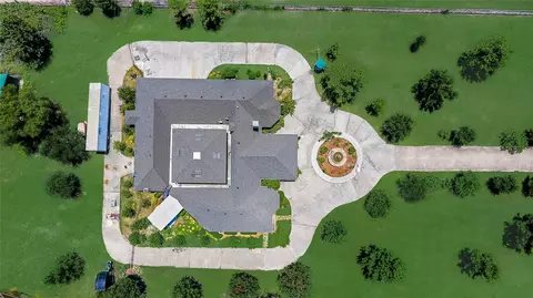 1828 Milrany Ln, Melissa, TX 75454