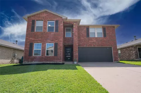 8745 Polo Dr, Fort Worth, TX 76123