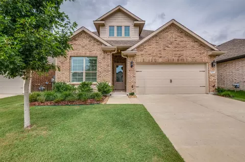 5529 Juniper Dr, Garland, TX 75043